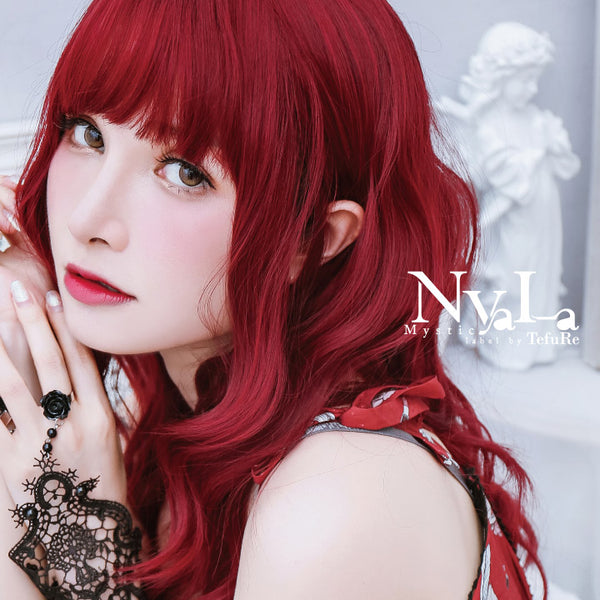 【普段使いウィッグ】NyaLa Vレイヤーロング レッドクイーン